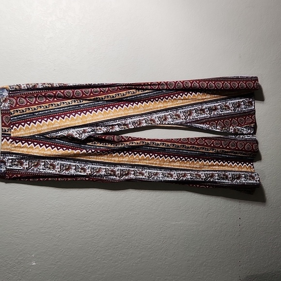 Eye Candy Pants Womens Size S  Boho Floral Bell Flare Stretch Bohemian 70s - Picture 4 of 10